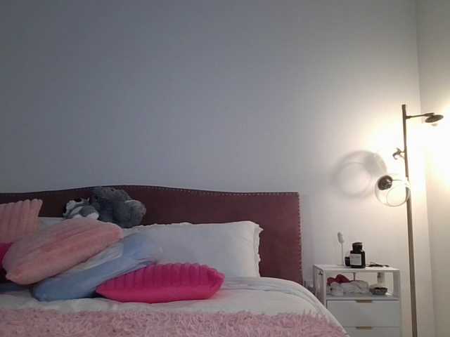 NicoleSarahX