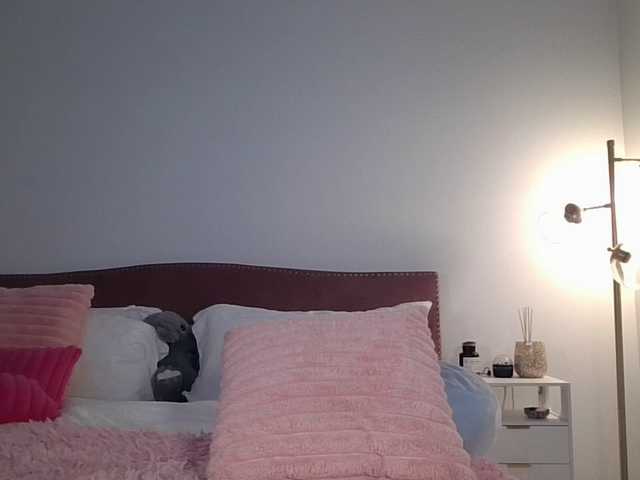 NicoleSarahX live webcam show