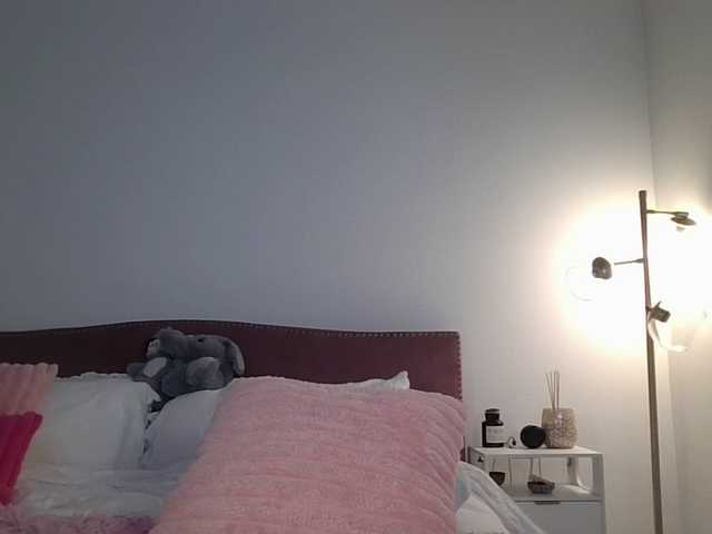 NicoleSarahX live webcam show