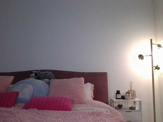 NicoleSarahX
