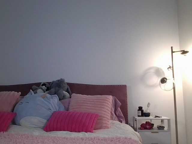 NicoleSarahX