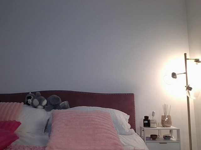 NicoleSarahX