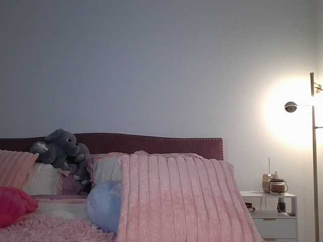 NicoleSarahX