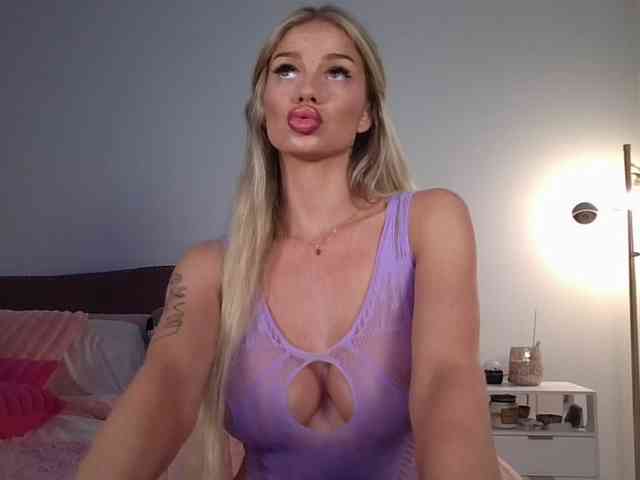 NicoleSarahX