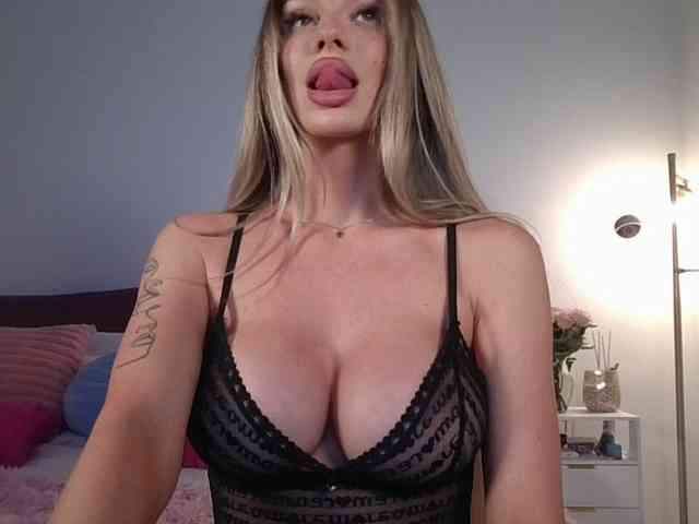 NicoleSarahX