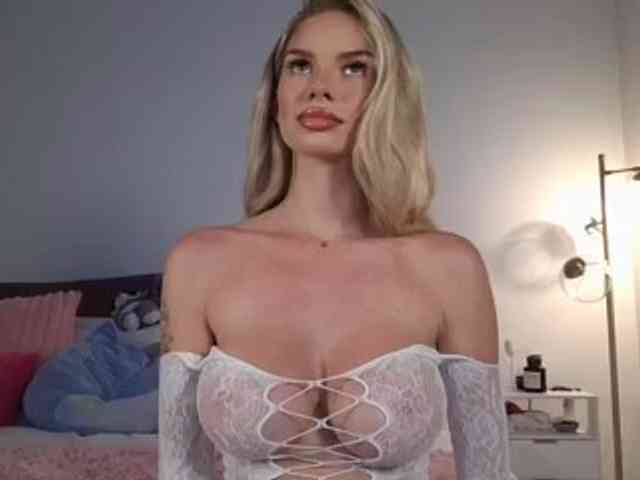 NicoleSarahX
