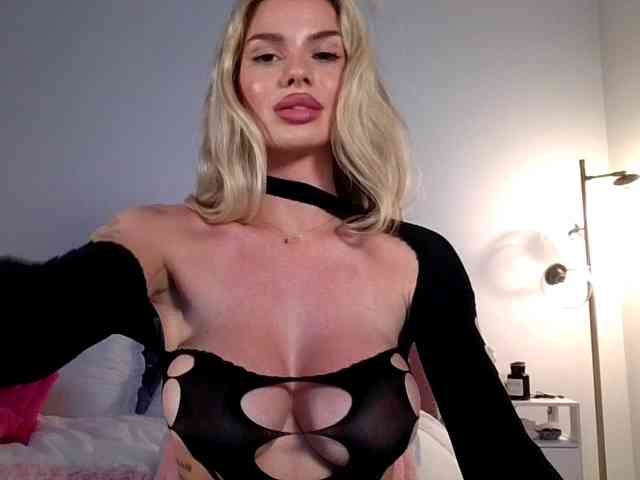 NicoleSarahX
