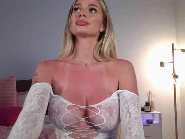 NicoleSarahX