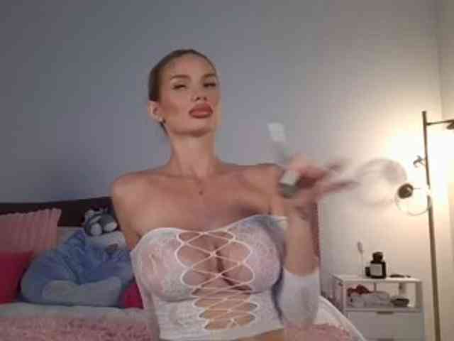NicoleSarahX