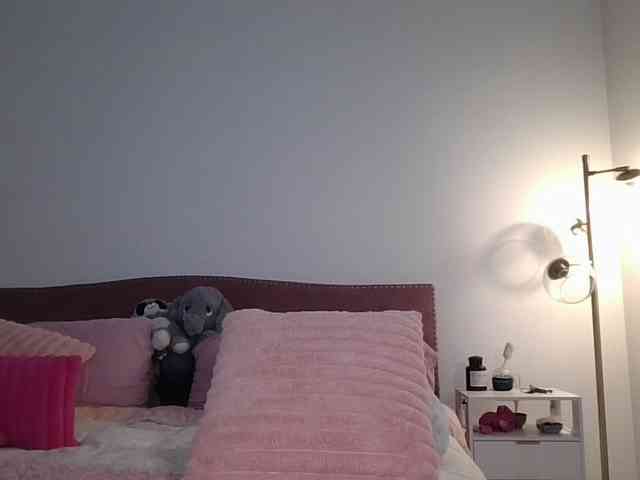 NicoleSarahX