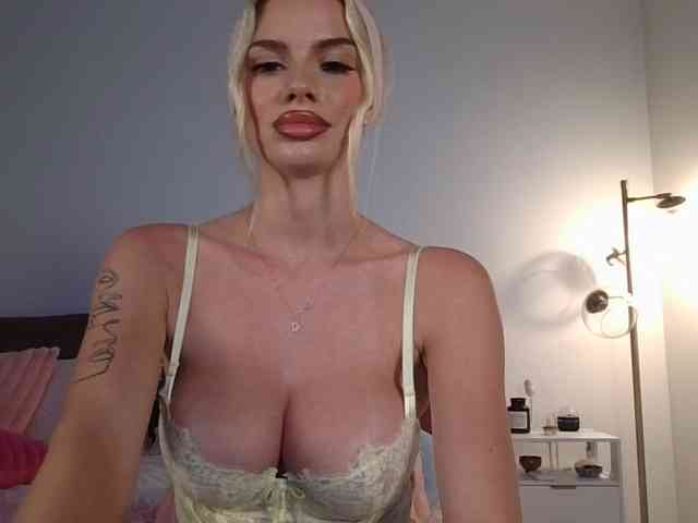 NicoleSarahX