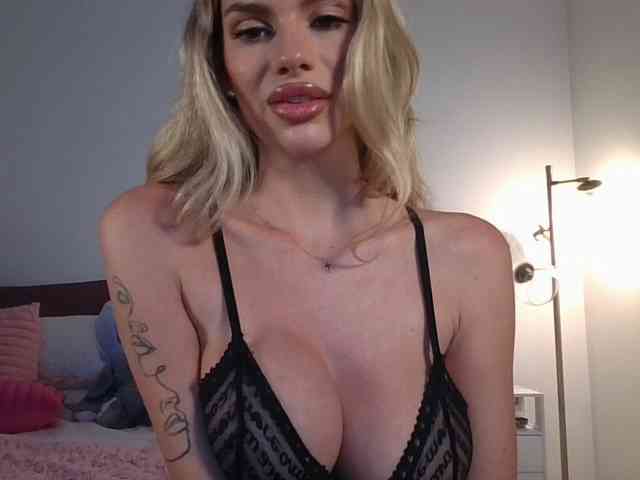 NicoleSarahX