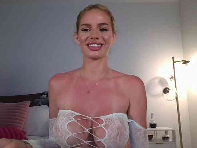 NicoleSarahX