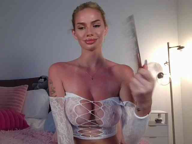 NicoleSarahX