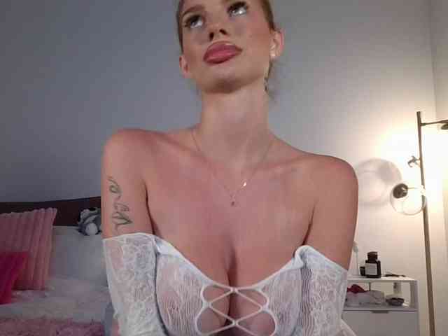 NicoleSarahX's Sexcam