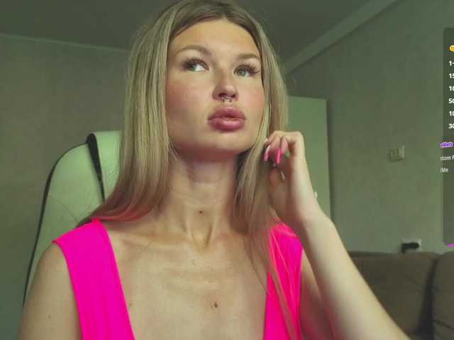Masha-Masha live cam on BongaCams