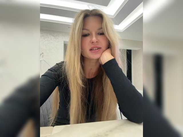 Masha-Masha's BongaCams show and profile
