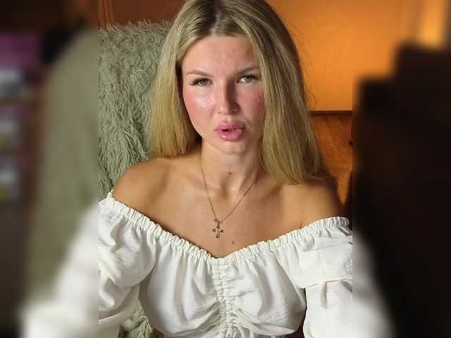 Masha-Masha live cam on BongaCams