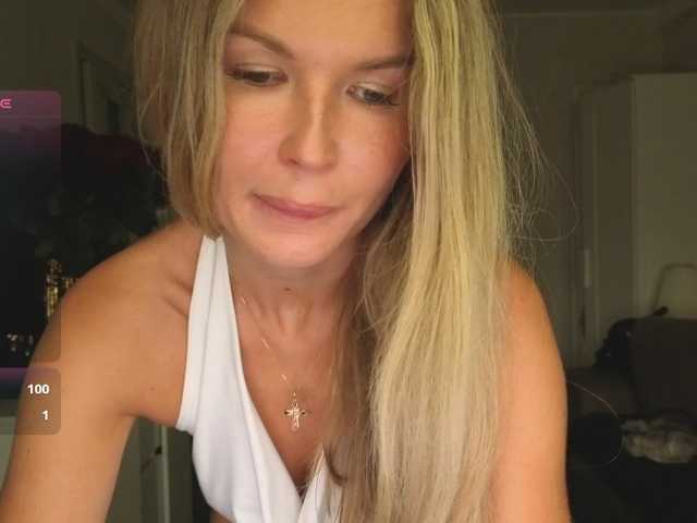Masha-Masha live cam on BongaCams