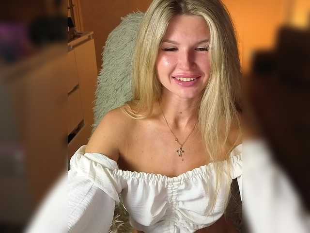 Masha-Masha live cam on BongaCams