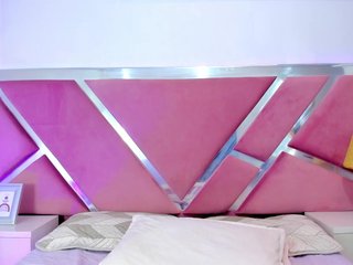 NinnaVous Porn Show