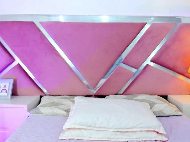 NinnaVous live cam on BongaCams