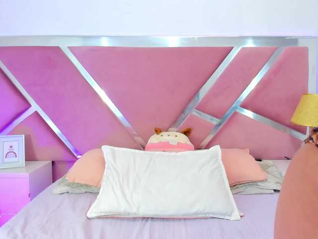 NinnaVous live cam on BongaCams