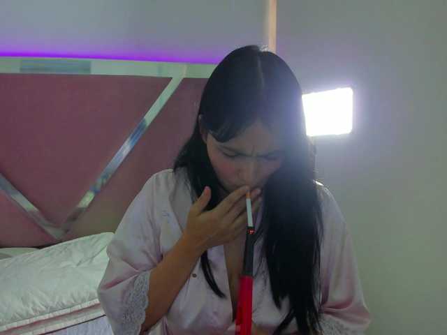 NinnaVous live cam on BongaCams