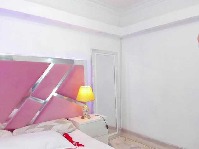 NinnaVous live cam on BongaCams