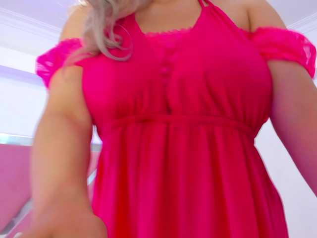 NinnaVous live cam on BongaCams
