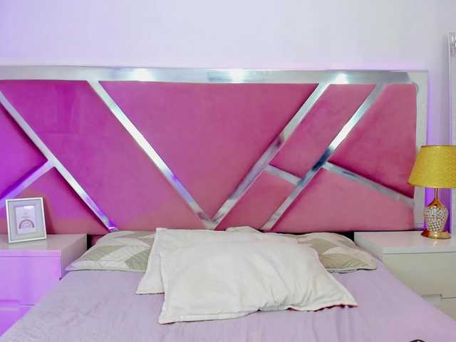 NinnaVous live cam on BongaCams