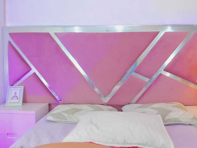 NinnaVous live cam on BongaCams