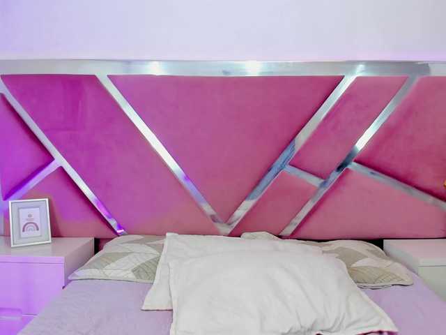 NinnaVous live cam on BongaCams