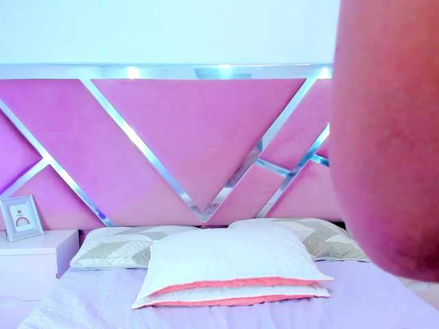 NinnaVous live cam on BongaCams