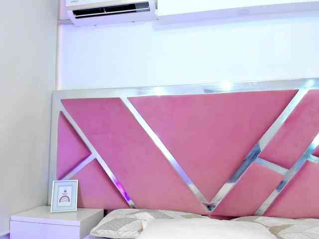 NinnaVous webcam