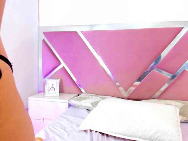 NinnaVous webcam