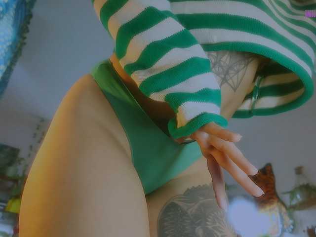 DeadButterfly live cam on BongaCams