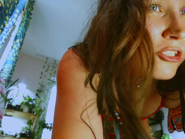 DeadButterfly live cam on BongaCams
