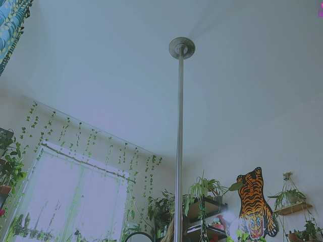 DeadButterfly live cam on BongaCams