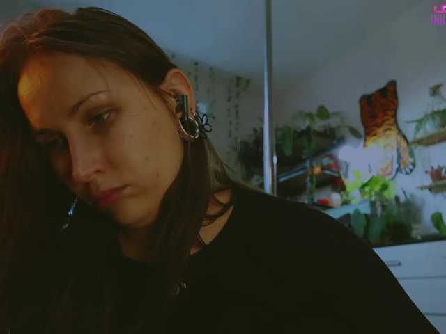 InkButtercup live cam preview