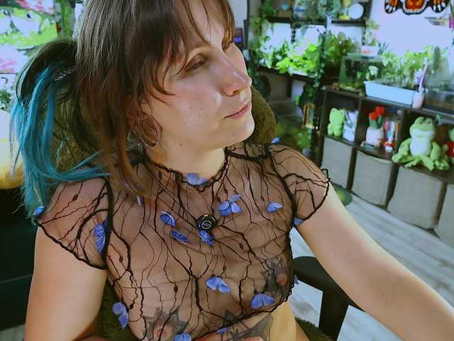 DeadButterfly live cam on BongaCams