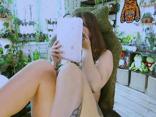 InkButtercup webcam