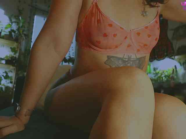 InkButtercup webcam