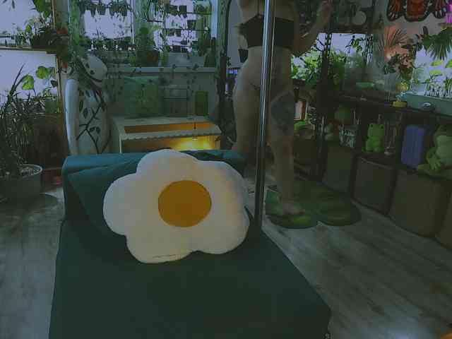 InkButtercup webcam