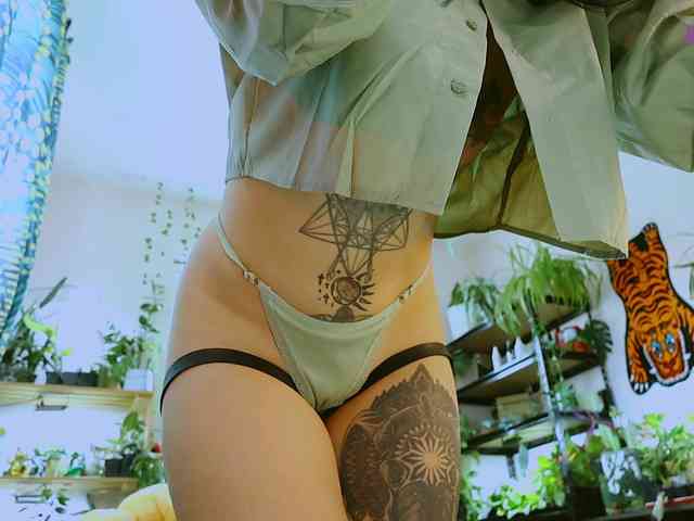 InkButtercup webcam