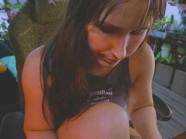 InkButtercup webcam