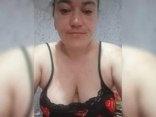 HollyLaBerry live cam on BongaCams