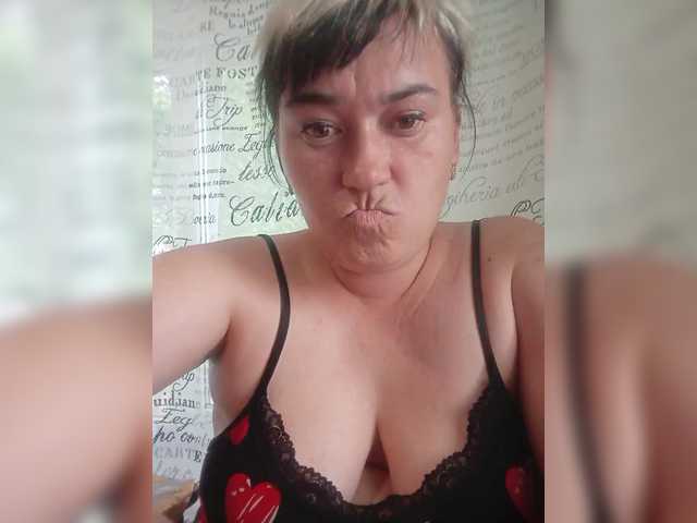 HollyLaBerry live cam on BongaCams