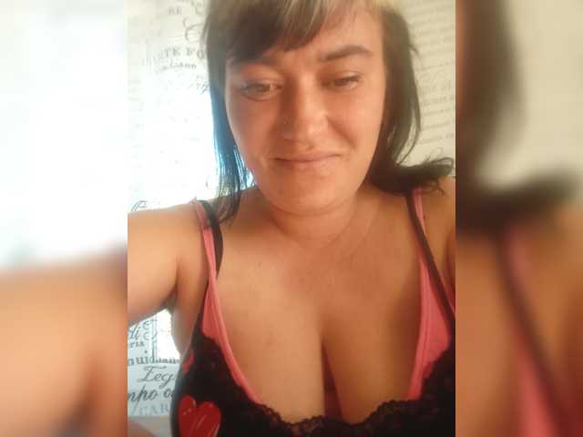 HollyLaBerry live cam on BongaCams