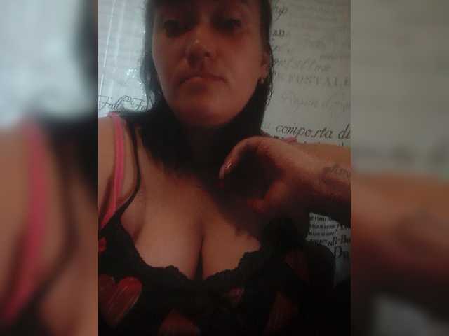 HollyLaBerry live cam preview